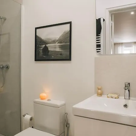 Soum - 2 Bedrooms In Alvalade Lejlighed *